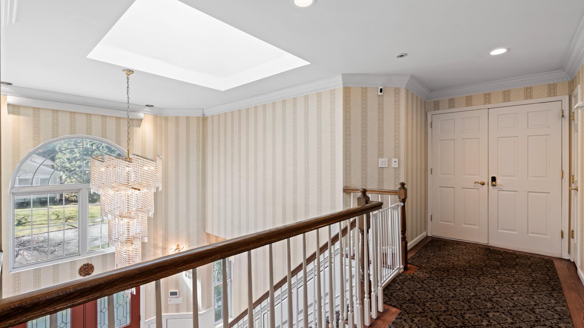 30 N Pine Drive, Roslyn, New York image 21