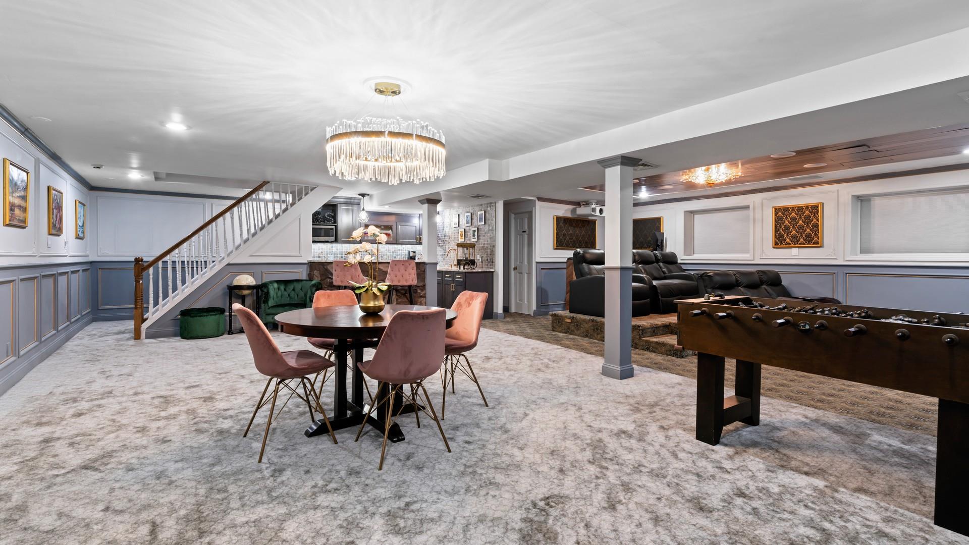 30 N Pine Drive, Roslyn, New York image 32