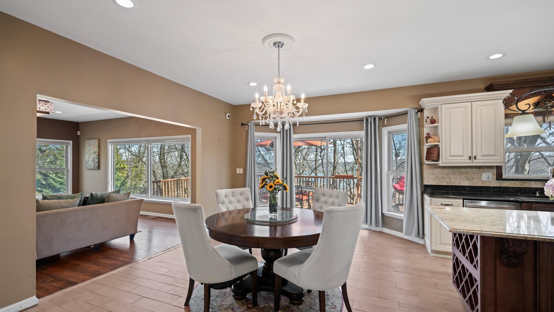 30 N Pine Drive, Roslyn, New York image 16