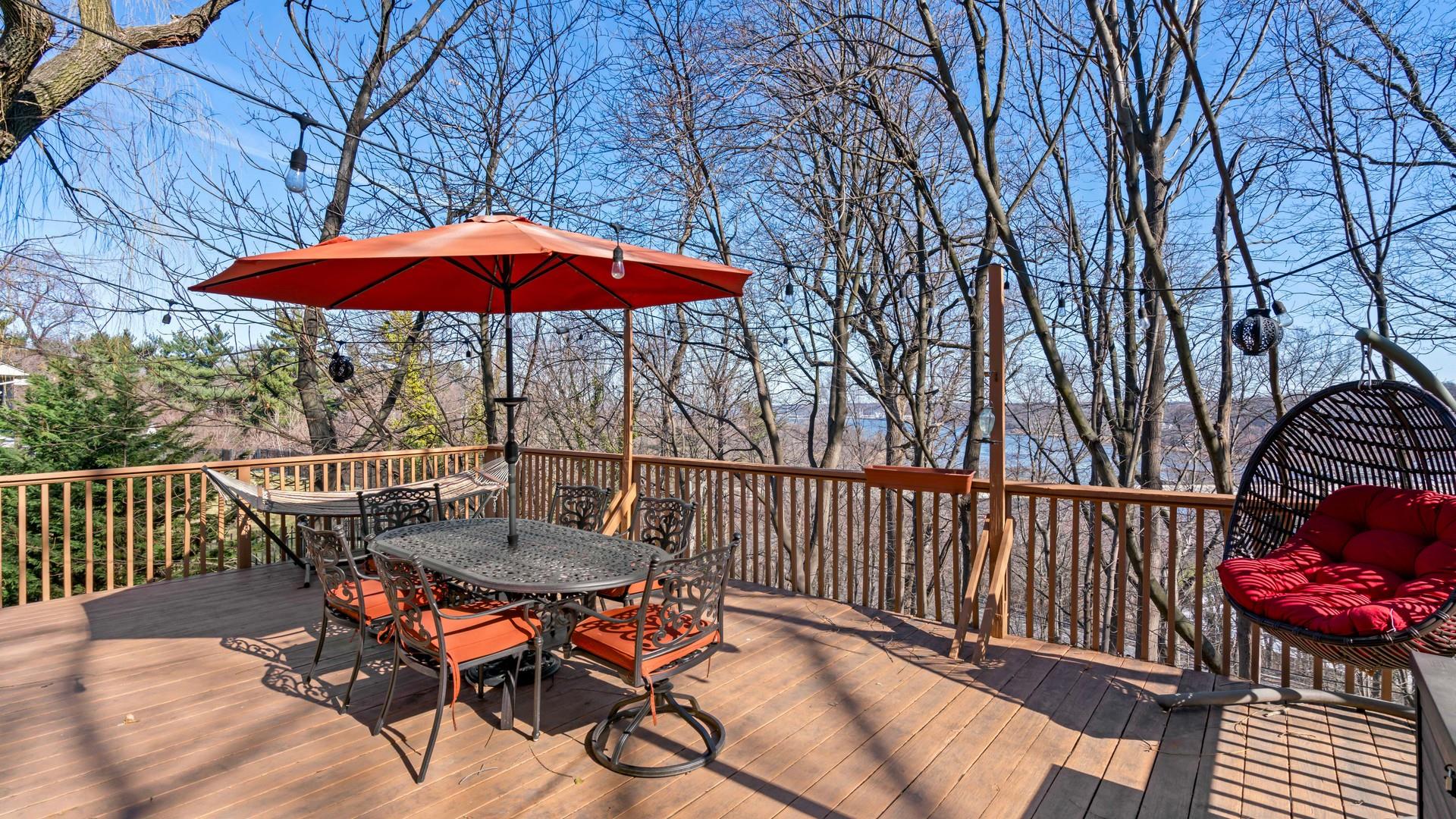 30 N Pine Drive, Roslyn, New York image 36