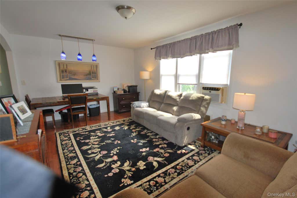 Photo of 9 Stokes Road #1A, Yonkers, NY 10710 (MLS # 1030436)
