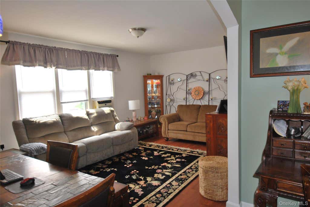 Photo of 9 Stokes Road #1A, Yonkers, NY 10710 (MLS # 1030436)