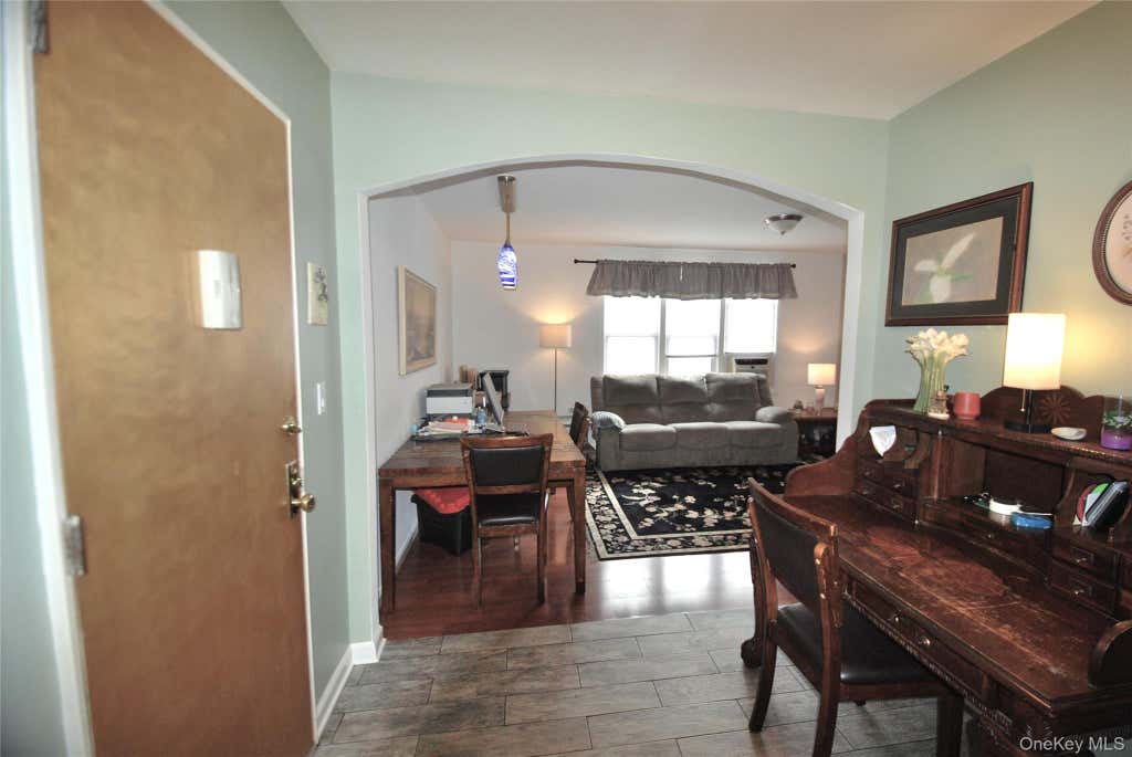 Photo of 9 Stokes Road #1A, Yonkers, NY 10710 (MLS # 1030436)