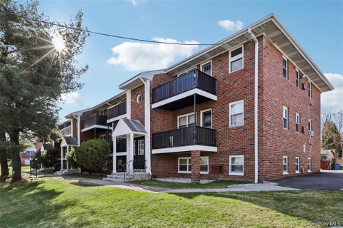 Apartment For Rent - 153 Sixth Avenue Ave #11A<br/> Nyack, NY 10960