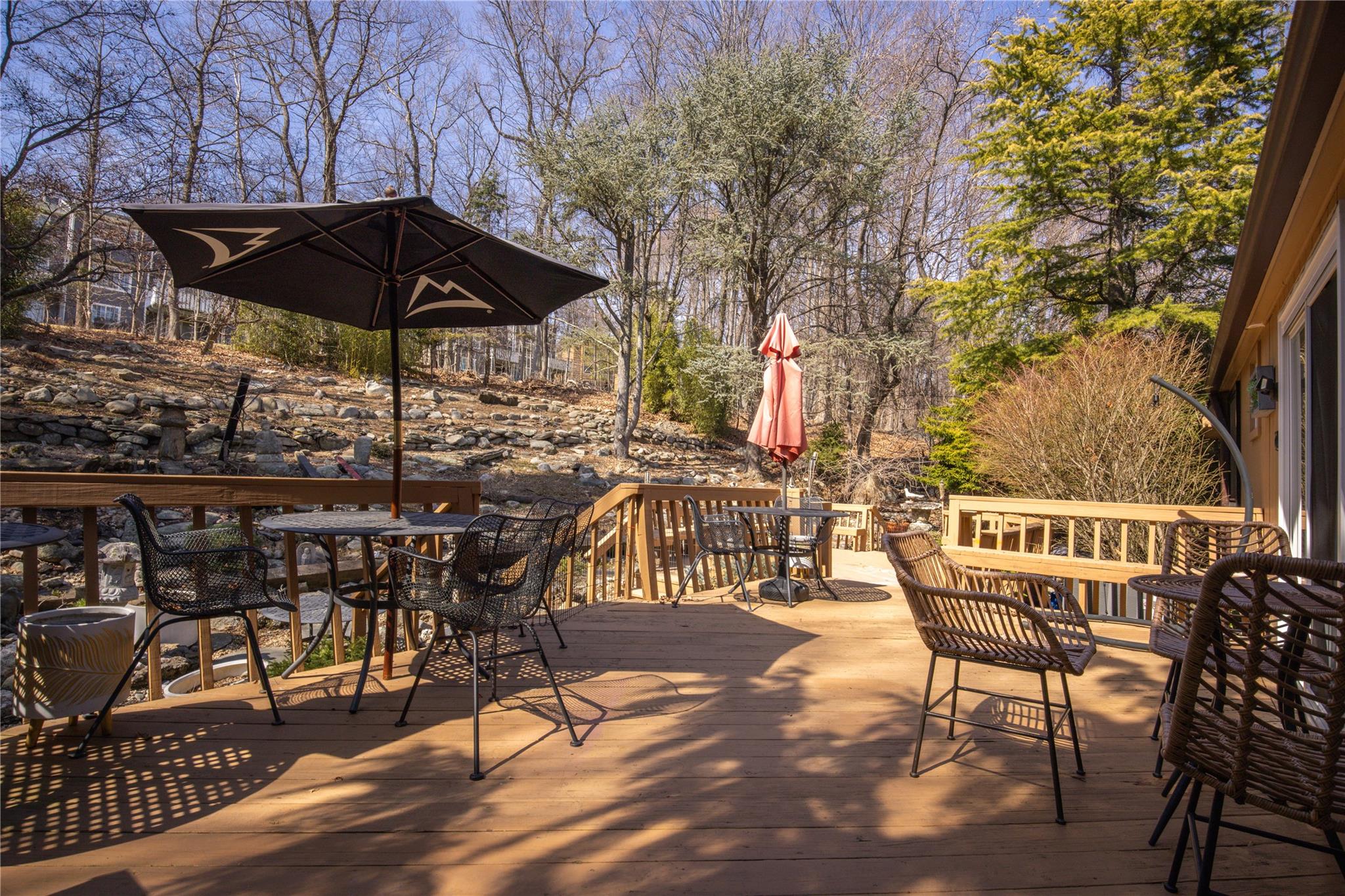 79 Tennyson Drive, Nanuet, New York image 25