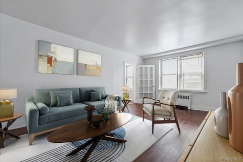 Homes For Sale - 3840 Greystone Avenue #5O<br/> Bronx, NY 10463