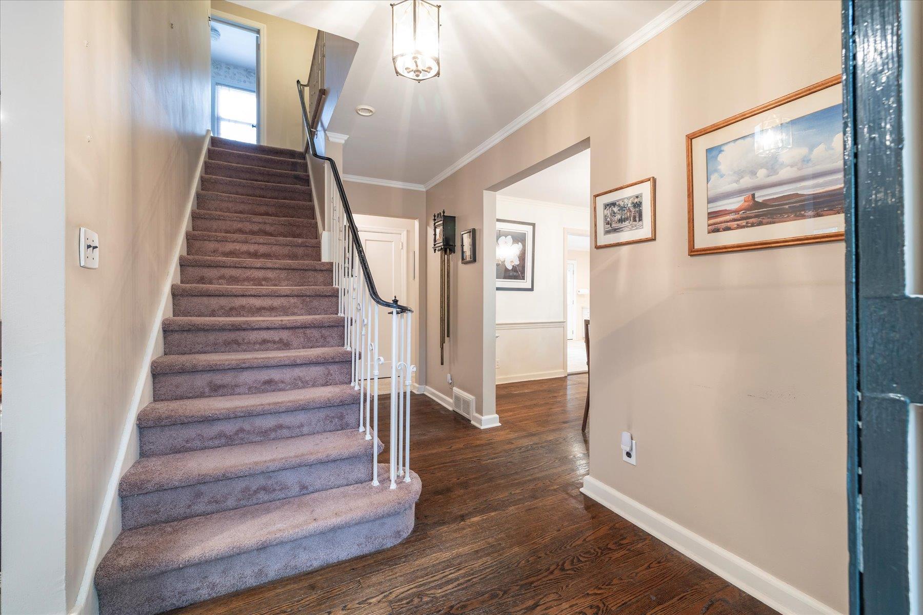 39 Searing Street, Rockville Centre, New York image 17