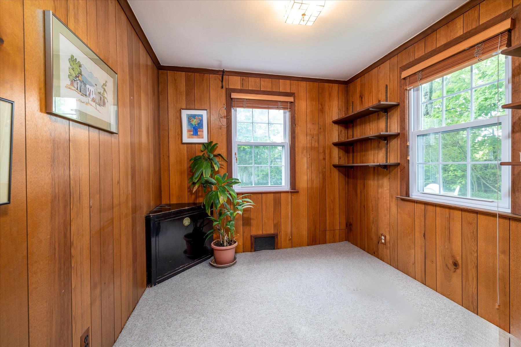 39 Searing Street, Rockville Centre, New York image 15