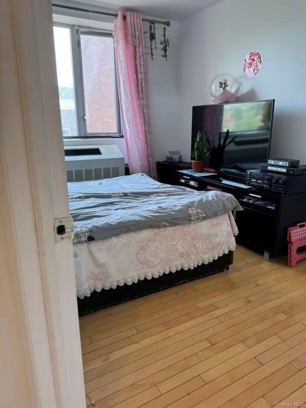 Photo of 14326 41ST Avenue #7B, Flushing, NY 11355 (MLS # 986309)