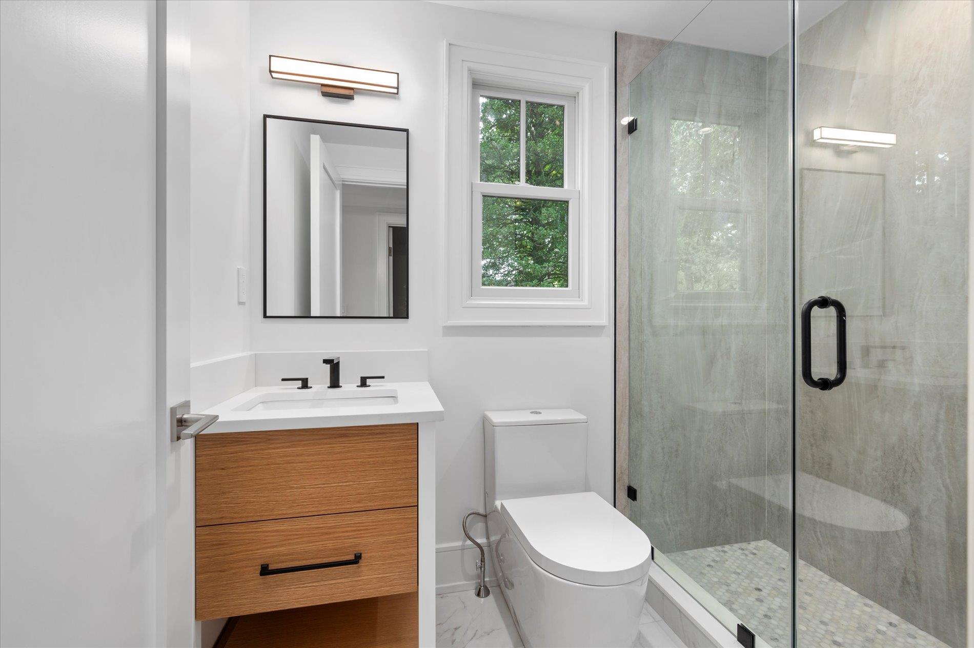 40 Hewlett Lane, Port Washington, New York image 13