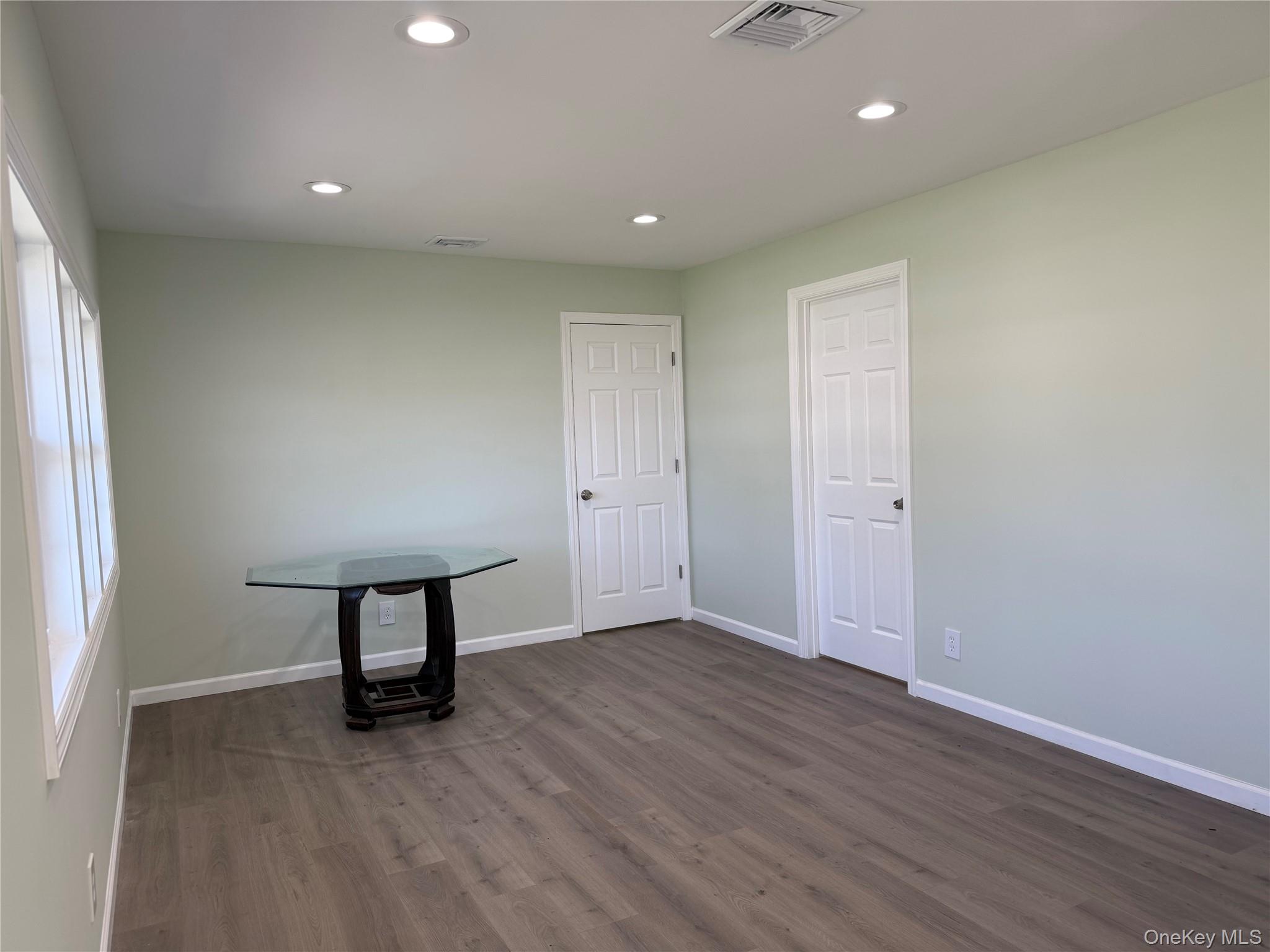 60 Meadowbrook Drive