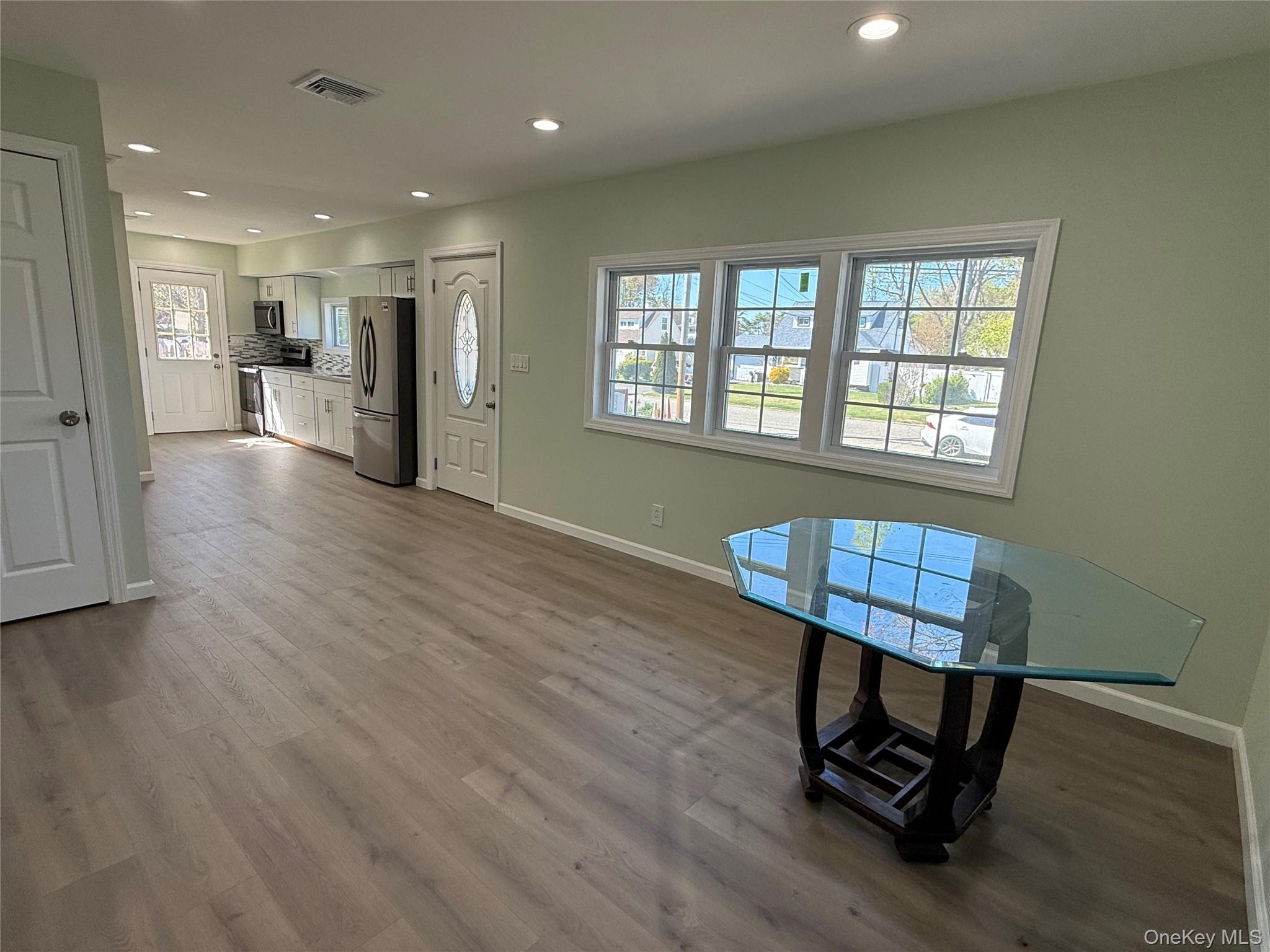 60 Meadowbrook Drive