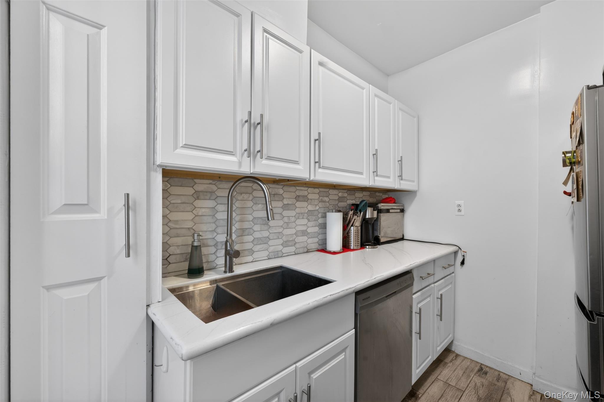 941 Jerome Avenue 5B