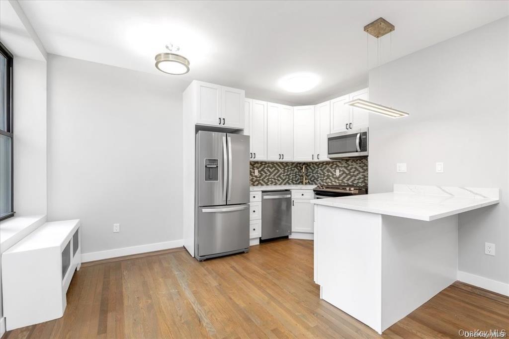 160-15 Powells Cove Boulevard B103