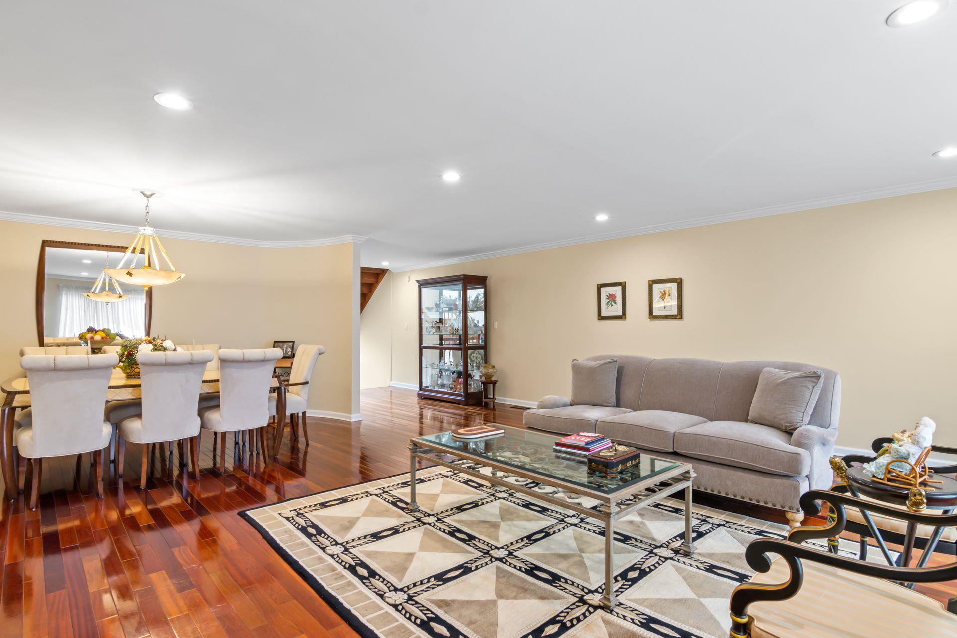 65 The Circle Cir #65, Glen Head, New York image 12