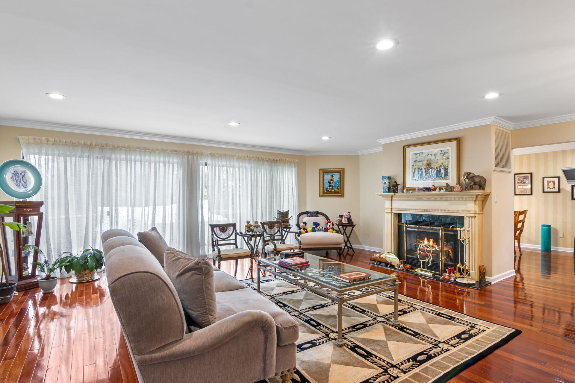 65 The Circle Cir #65, Glen Head, New York image 9