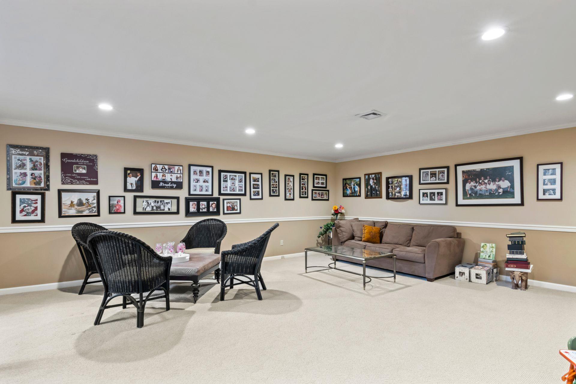 65 The Circle Cir #65, Glen Head, New York image 31