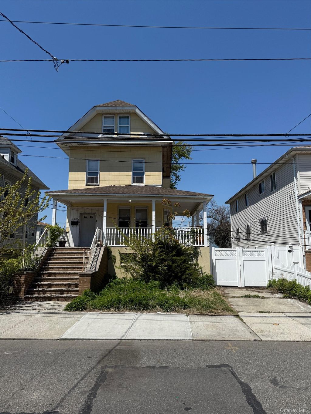 Photo of 6932 Burchell Avenue, Arverne, NY 11692 (MLS # 994941)