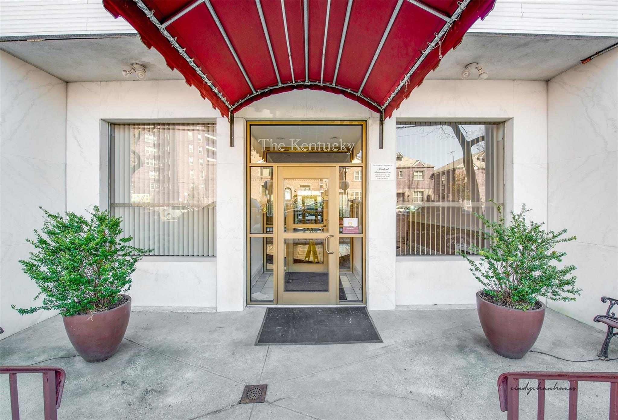 71-11 Yellowstone Boulevard #6H, Forest Hills, New York image 2