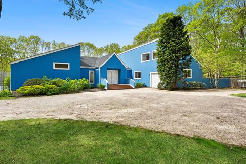 21 Quarter Court Westhampton NY 11977
