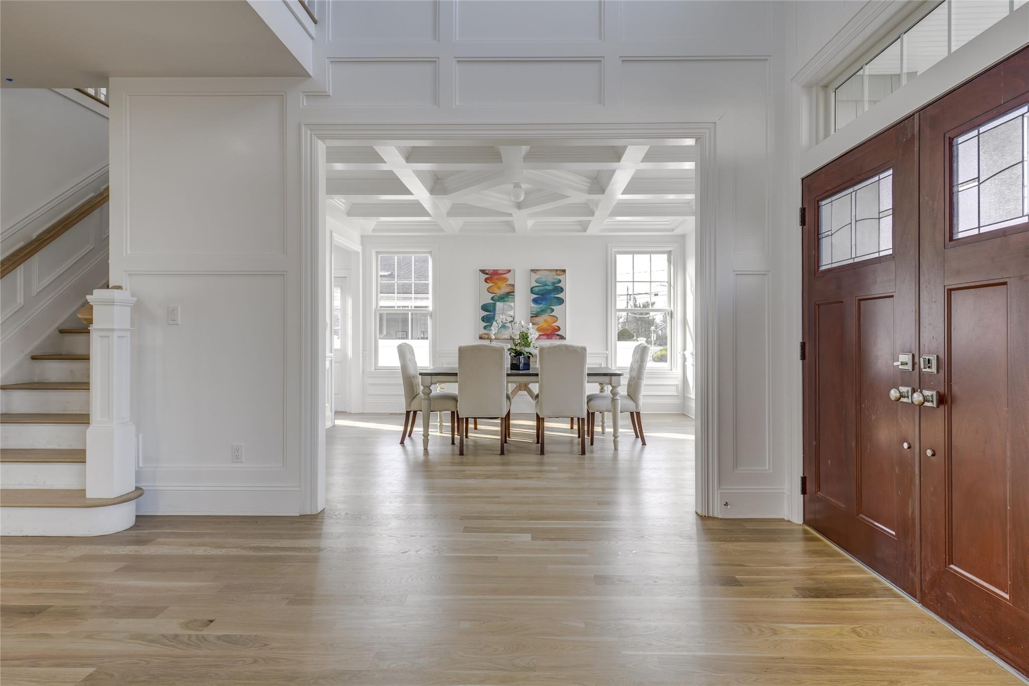 108 Linden Street, Roslyn Heights, New York image 6