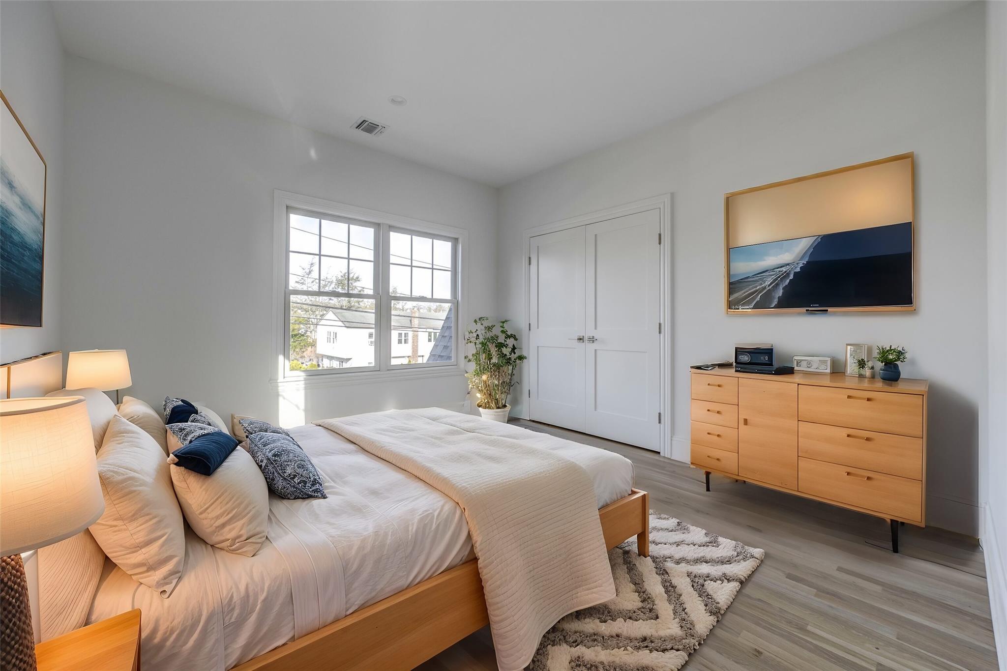 108 Linden Street, Roslyn Heights, New York image 29