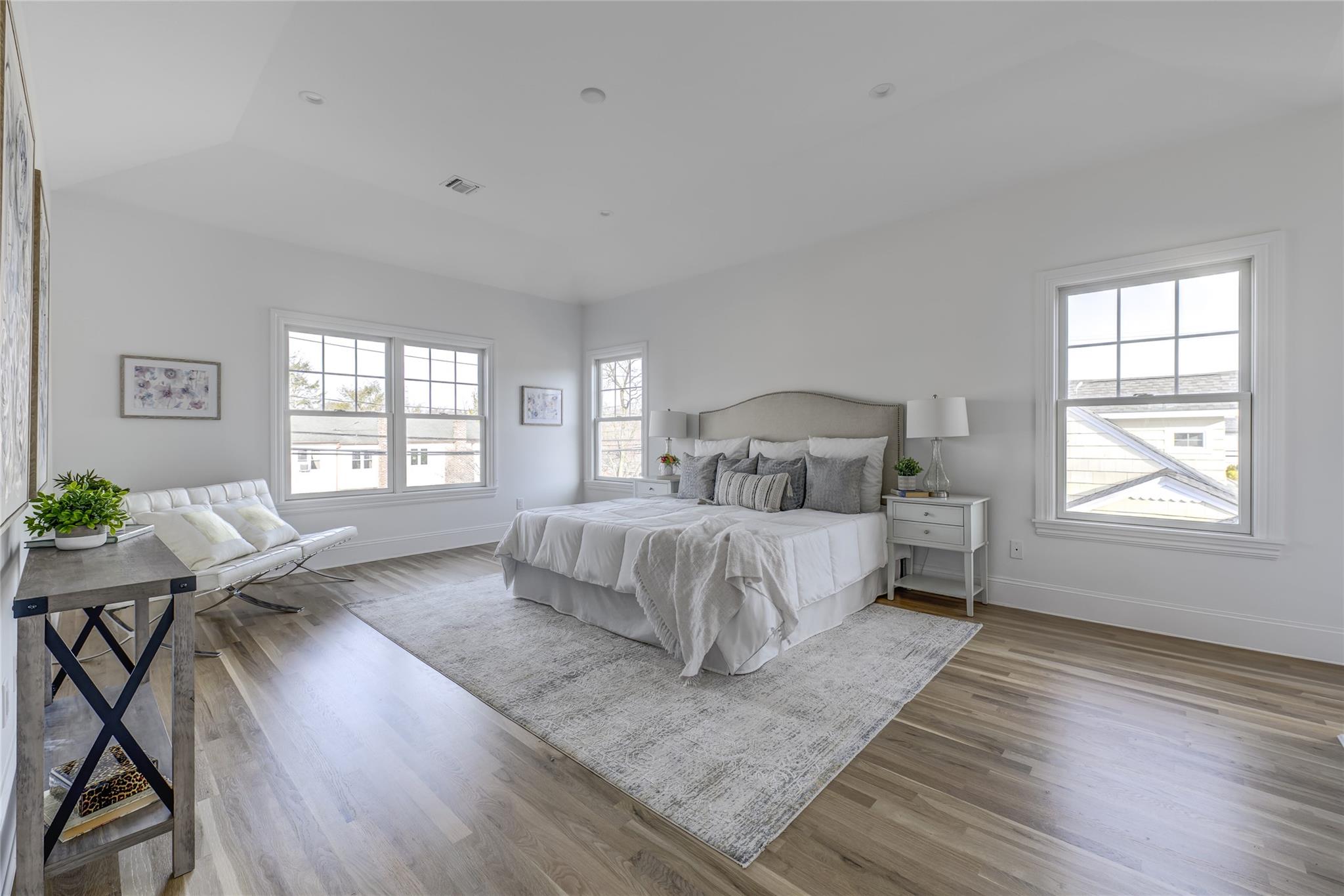 108 Linden Street, Roslyn Heights, New York image 23