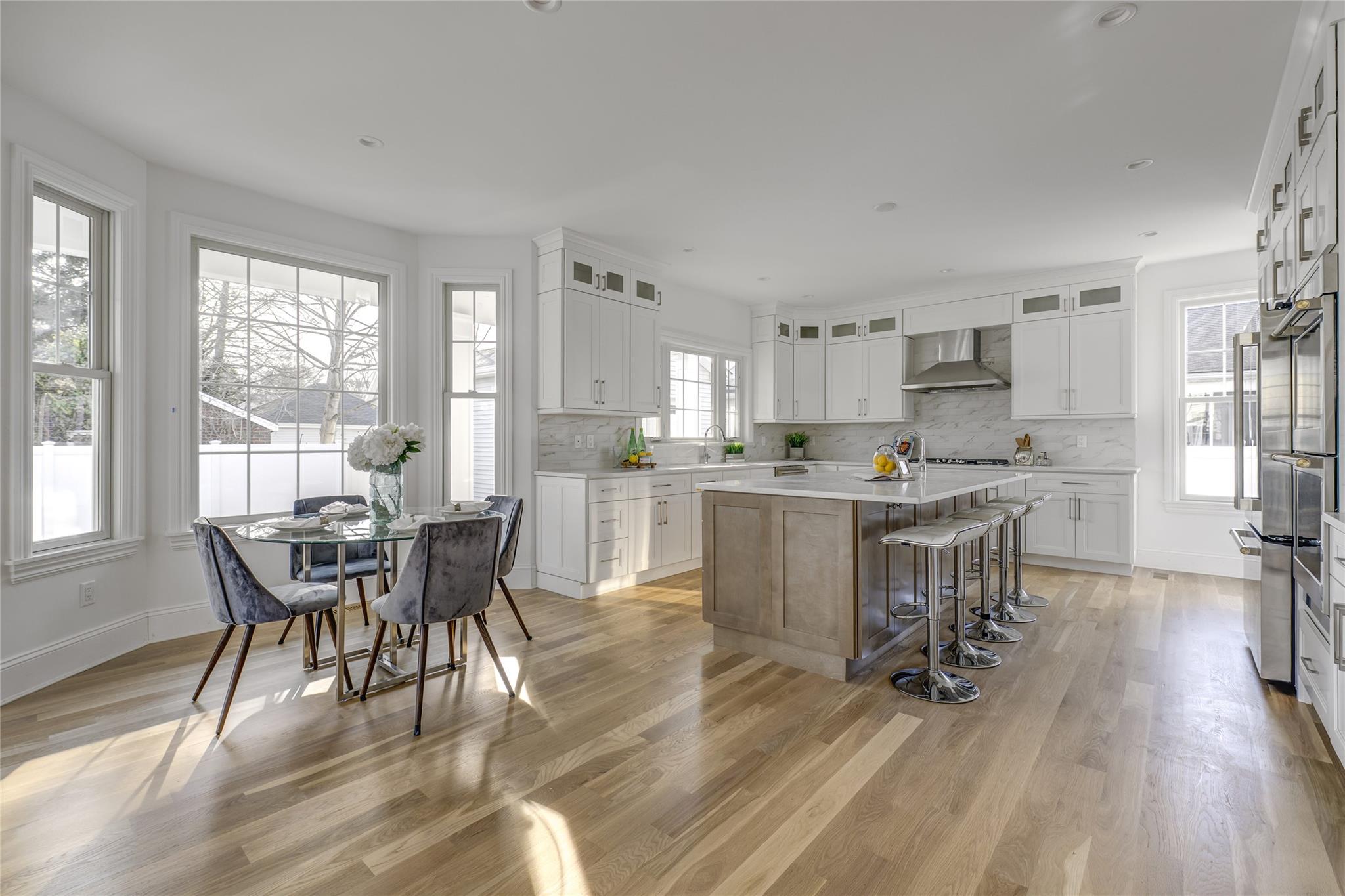 108 Linden Street, Roslyn Heights, New York image 14