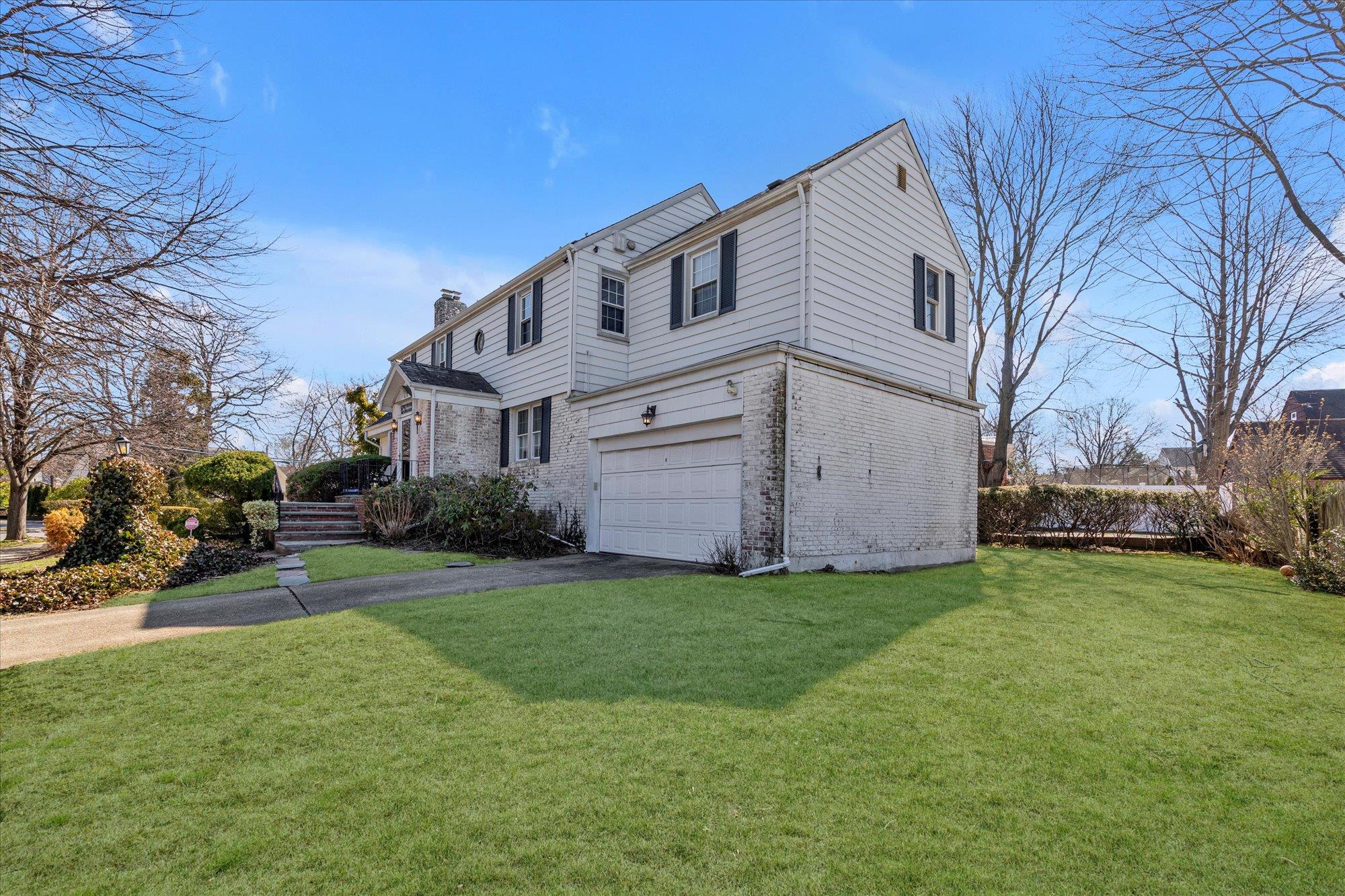 1019 Northfield Road, Woodmere, New York image 23