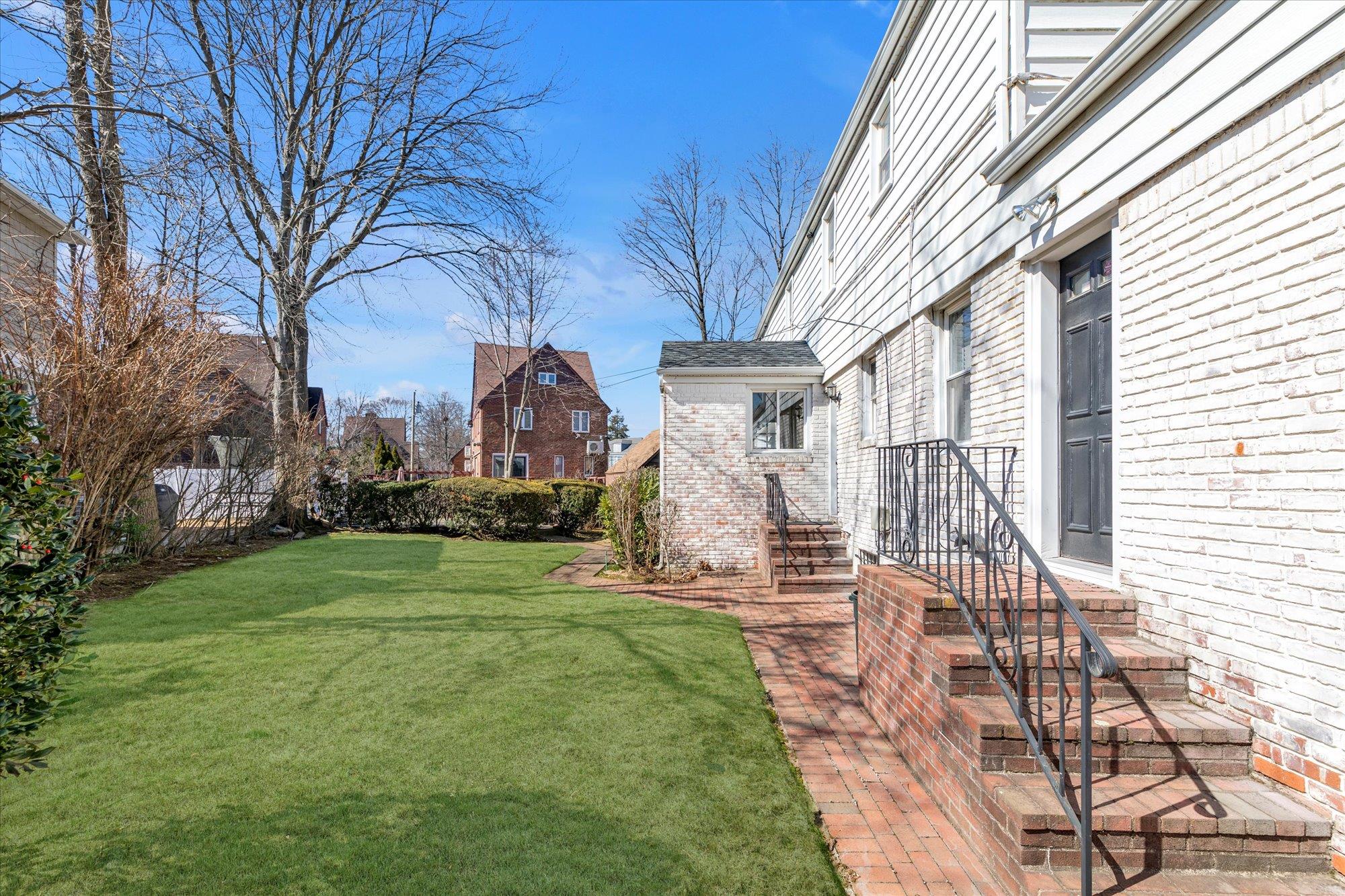 1019 Northfield Road, Woodmere, New York image 20