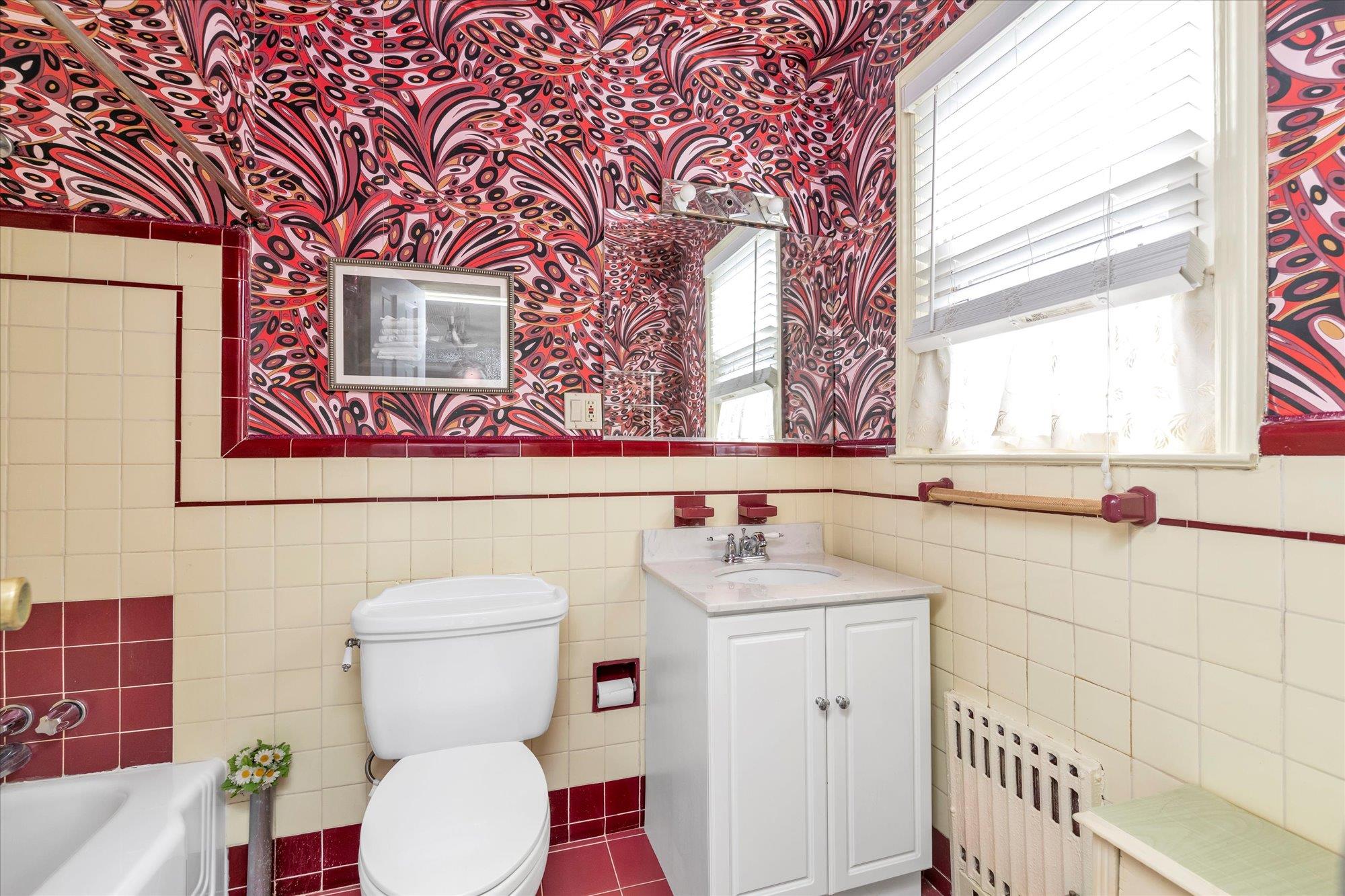 1019 Northfield Road, Woodmere, New York image 18