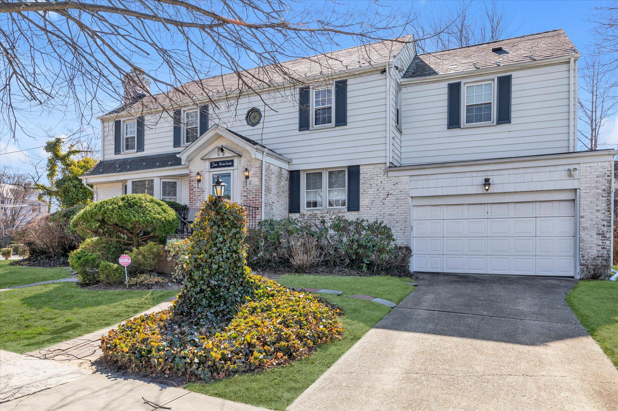 1019 Northfield Road, Woodmere, New York image 25