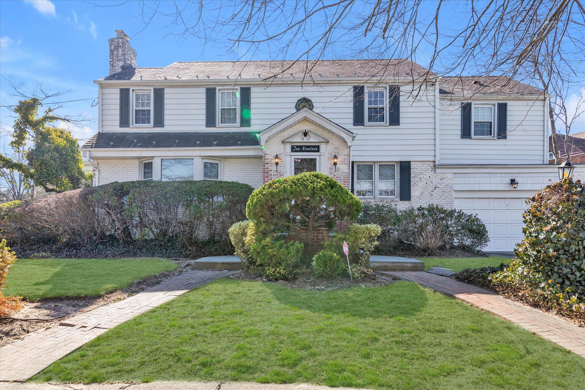 1019 Northfield Road, Woodmere, New York image 1