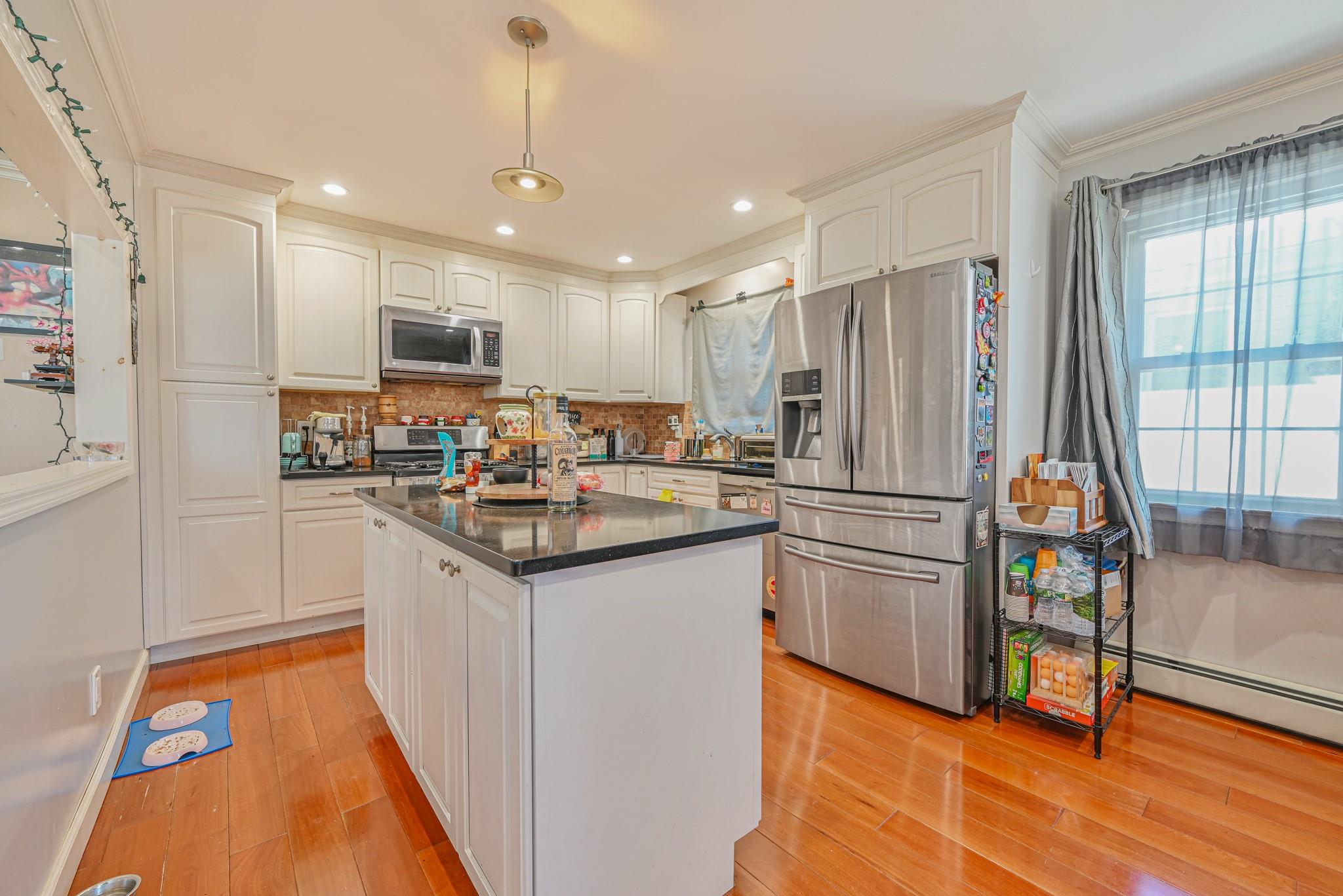 1069 Hastings St St, Baldwin, New York image 3