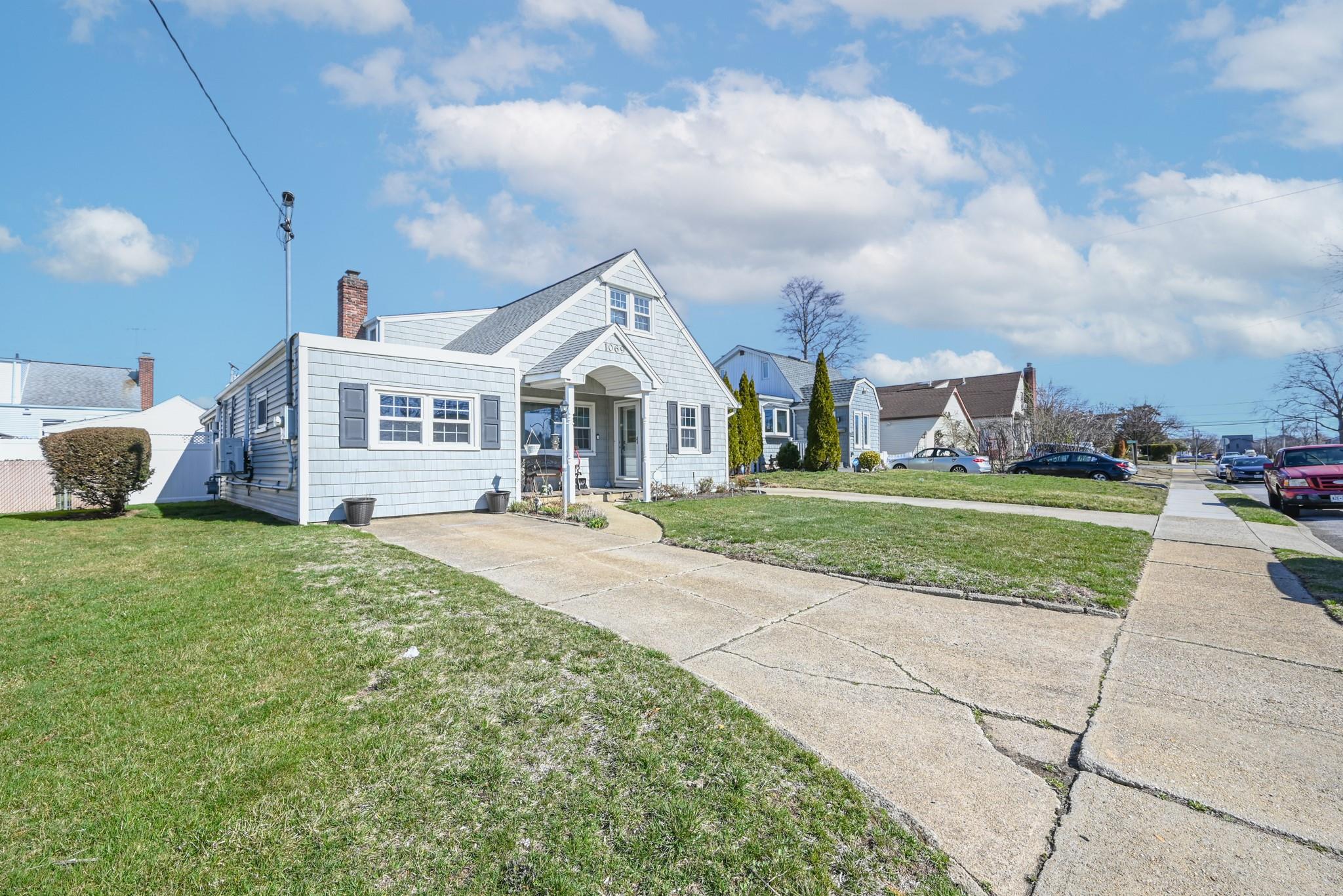 1069 Hastings St St, Baldwin, New York image 13
