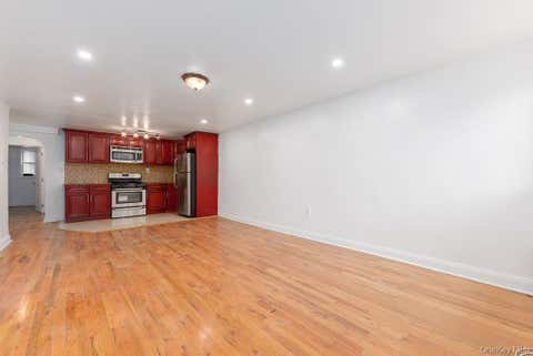 Apartment For Rent - 657 96 St #1<br/> Brooklyn, NY 11236