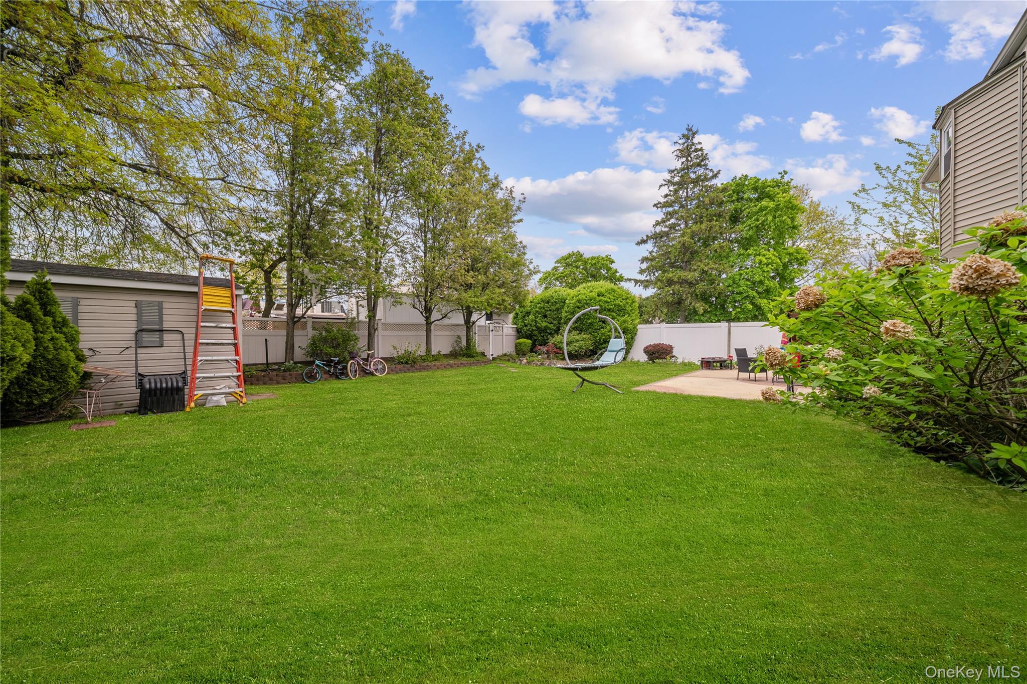 2501 Rose Place