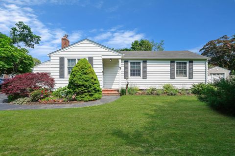 Photo of 15 Roosevelt Boulevard, East Patchogue, NY 11772 (MLS # 879777)
