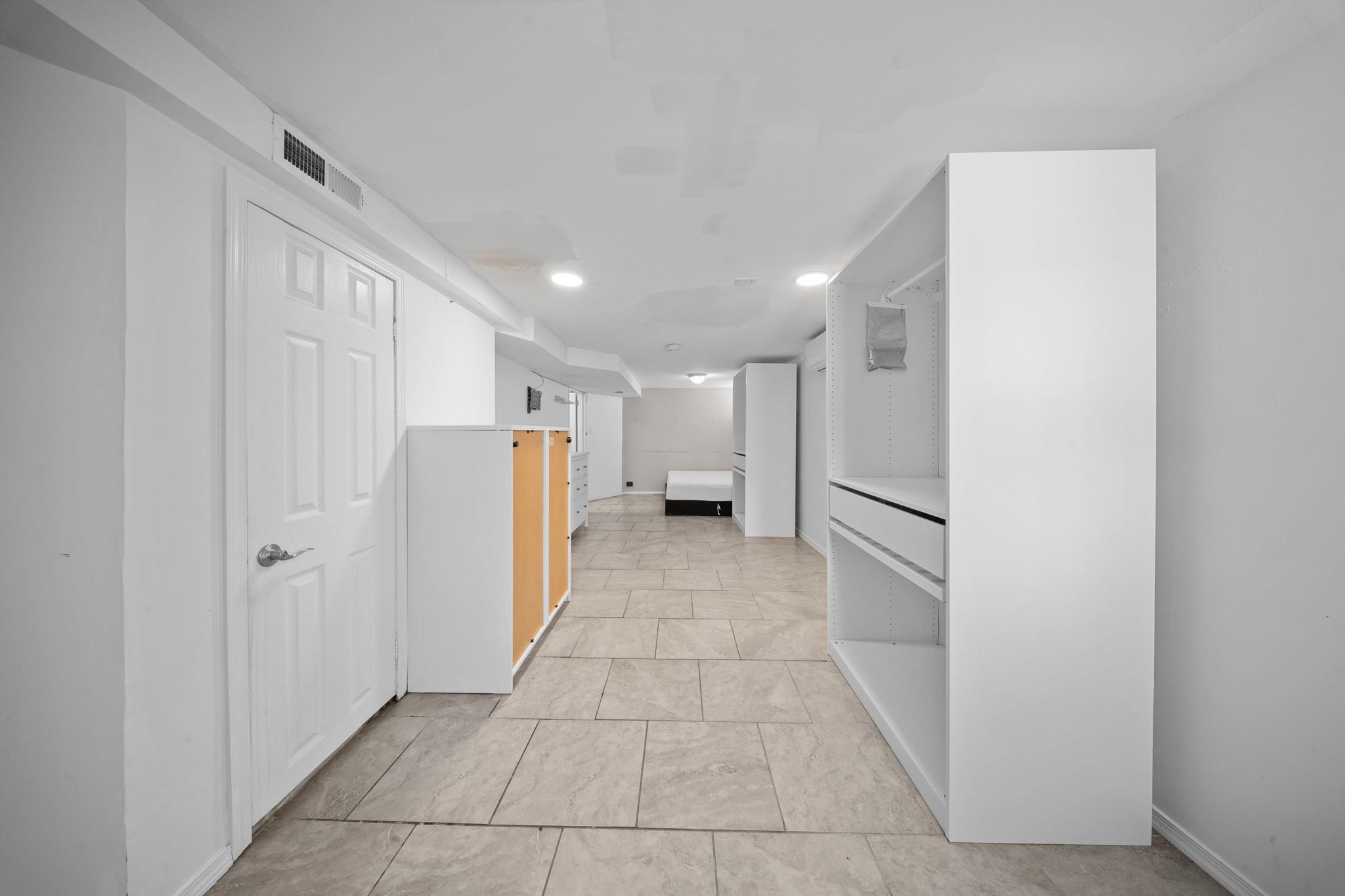 178-15 130th Ave, Jamaica, New York image 21