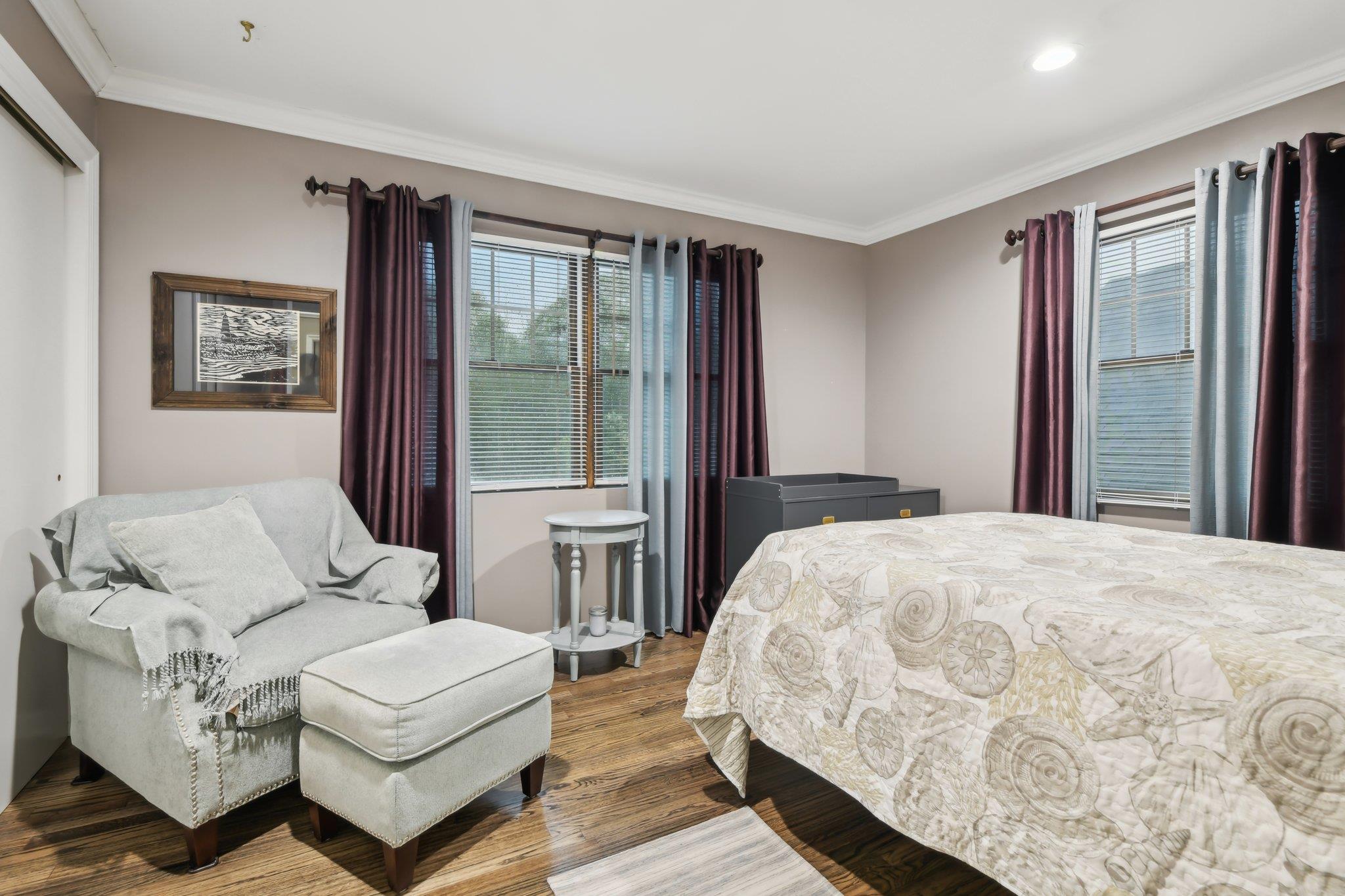 98 Beach Road, Westhampton Beach, New York image 17