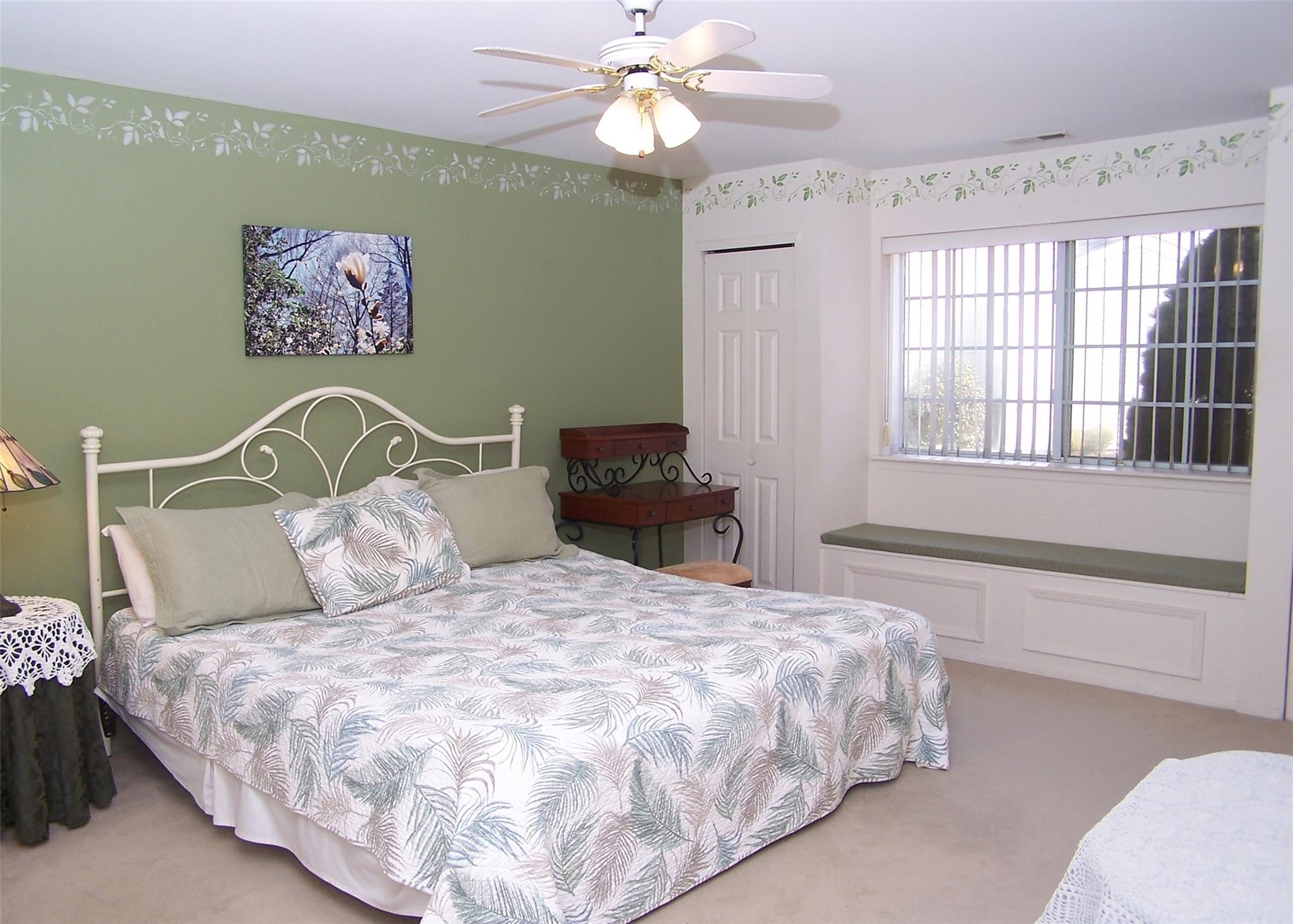 286 Ranch Circle, Manorville, New York image 10