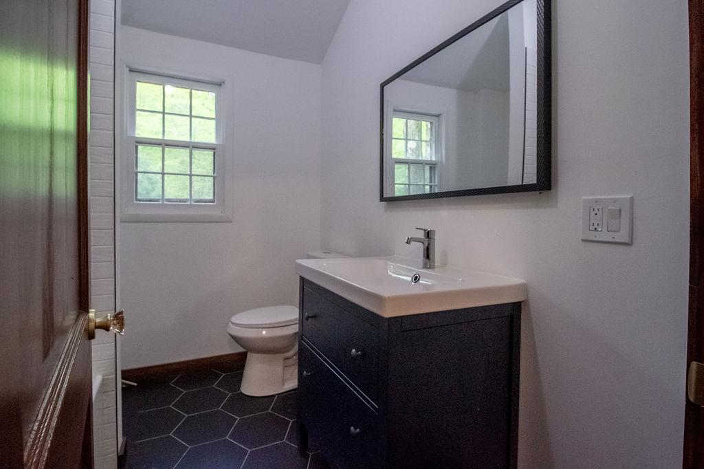 22 Mount Laurel Road, Greenfield Park, New York image 18