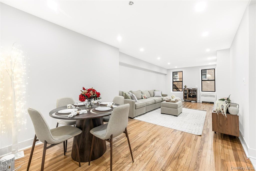 Photo of 525 W 235th Street #3F, Bronx, NY 10463 (MLS # 977300)