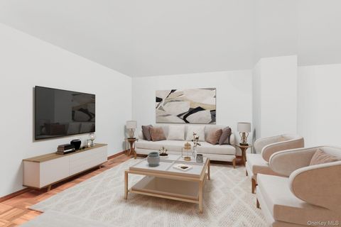 Homes For Sale - 3333 Henry Hudson Parkway Pkwy #2L<br/> Bronx County, Bronx, NY 10463