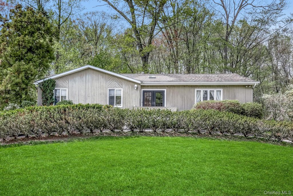 Photo of 17 Brookline Way, New City, NY 10956 (MLS # 986010)