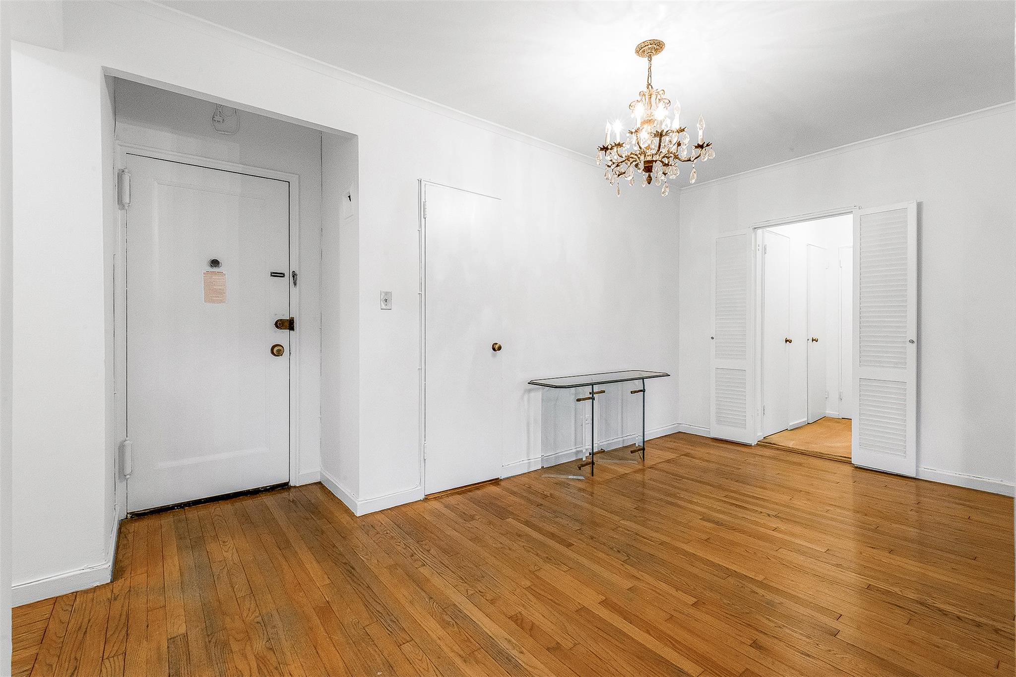67-66 108th Street #D31, Forest Hills, New York image 4