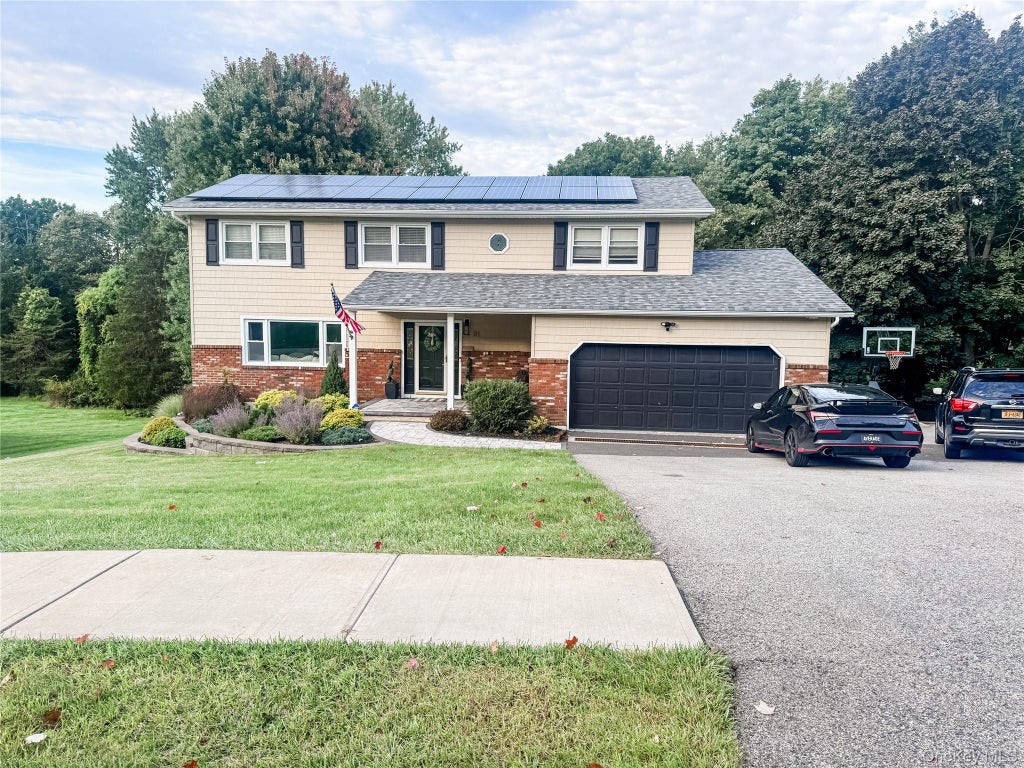 Photo of 31 Peter Bush Drive, Monroe, NY 10950 (MLS # 1050169)