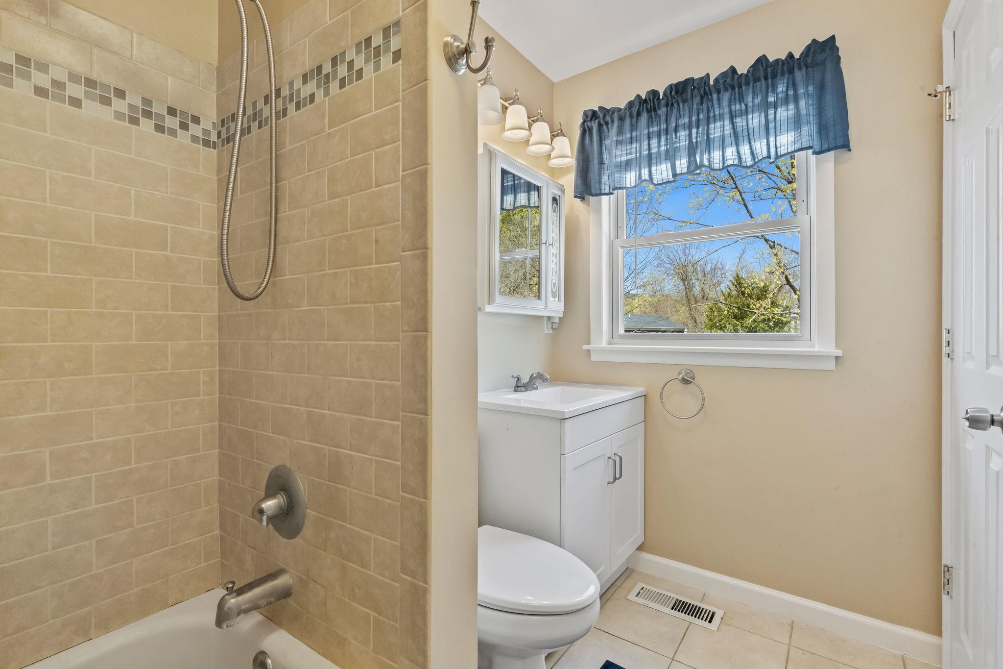 53 Fairfax Road, Fishkill, New York image 12