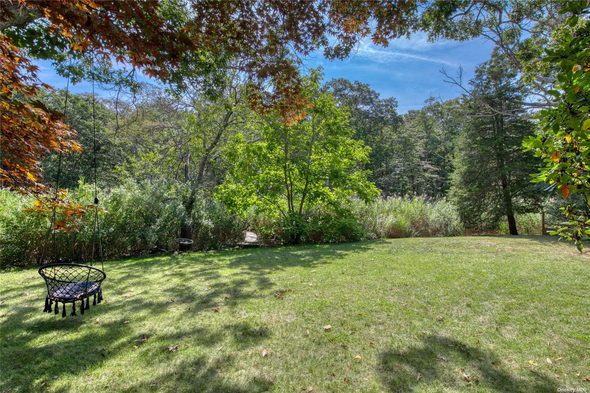 925 Bennetts Pond Lane, Mattituck, New York image 8