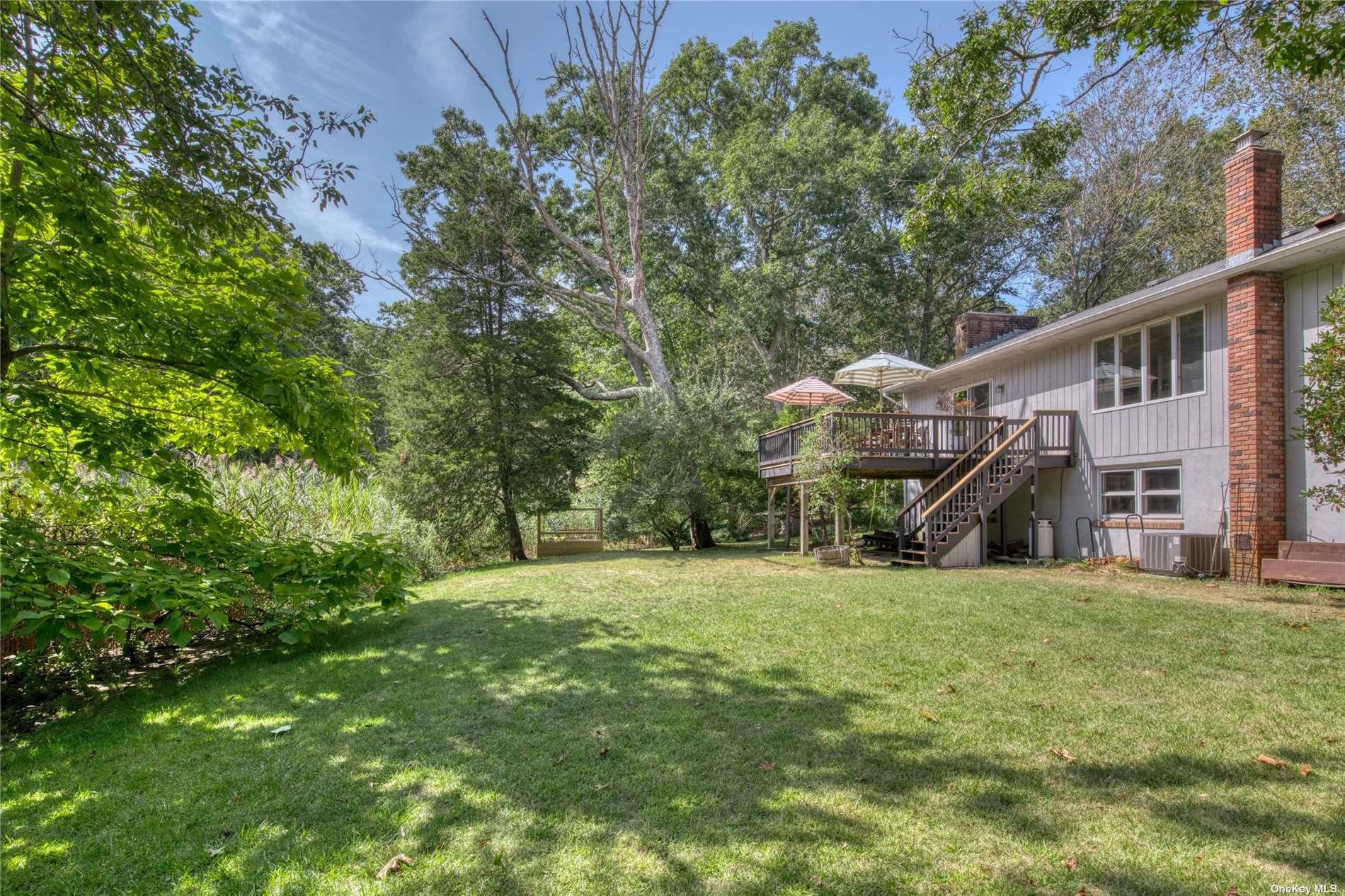925 Bennetts Pond Lane, Mattituck, New York image 7